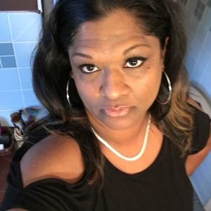 Meet your Posher, Caron